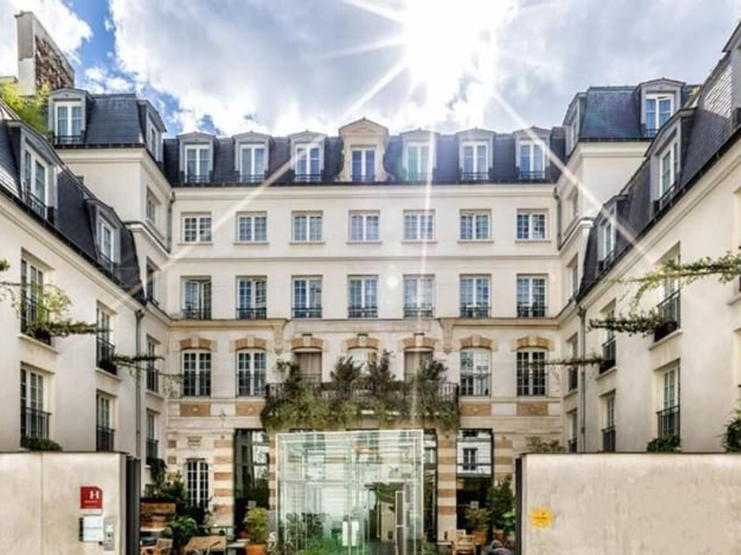 Appartement à vendre - 1 pièce - 41m2 - Paris 18e (75018)