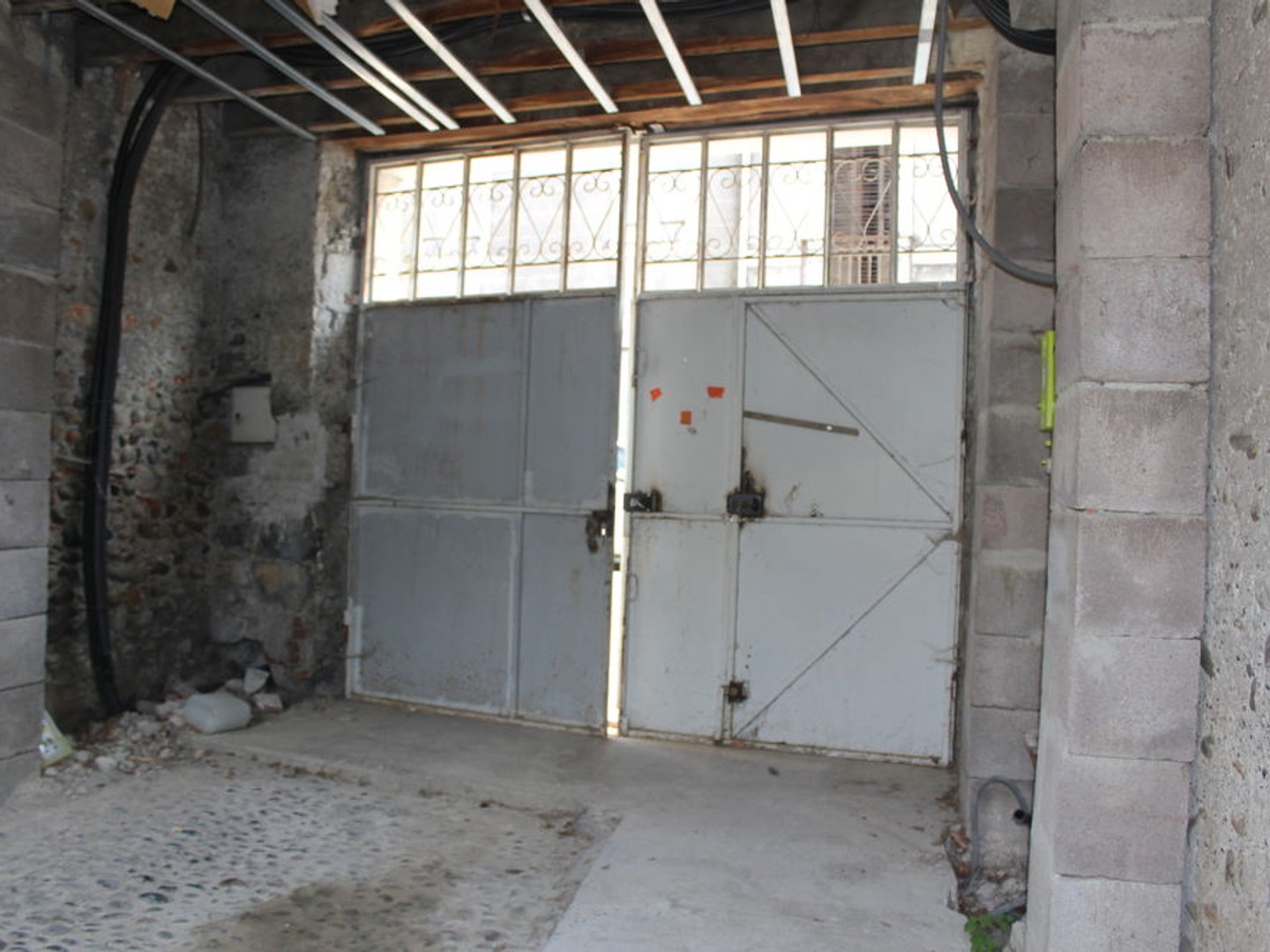 Immeuble à vendre - 2 pièces - Montréjeau (31210)