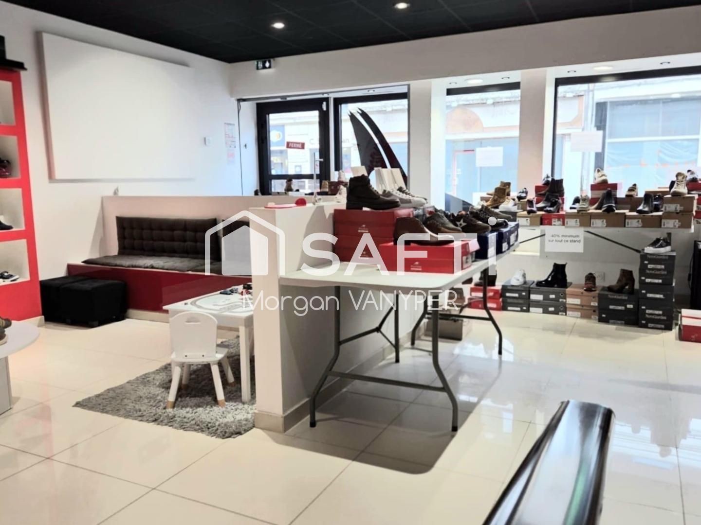 Bureaux à vendre - 2 pièces - 140m2 - Bruay-La-Buissière (62700)