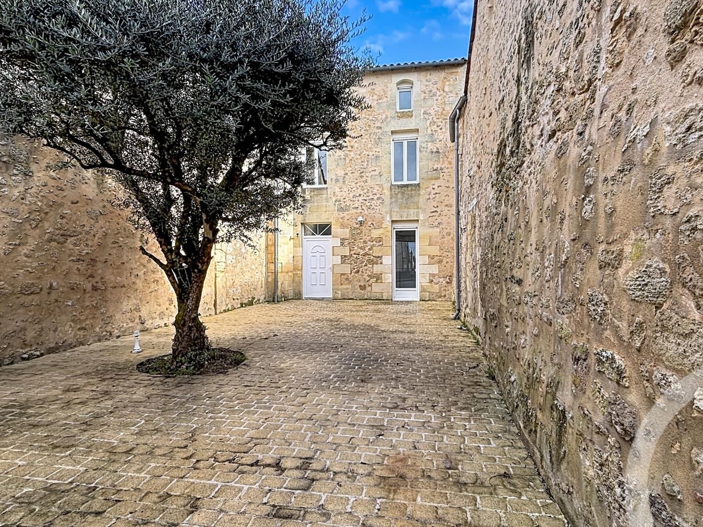 Maison 4 pièces 120 m²