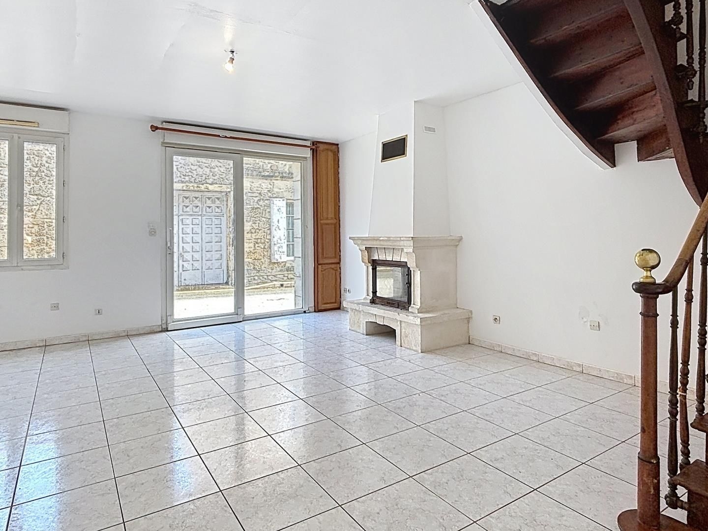 Maison à vendre - 4 pièces - 120m2 - Montpon-Ménestérol (24700)