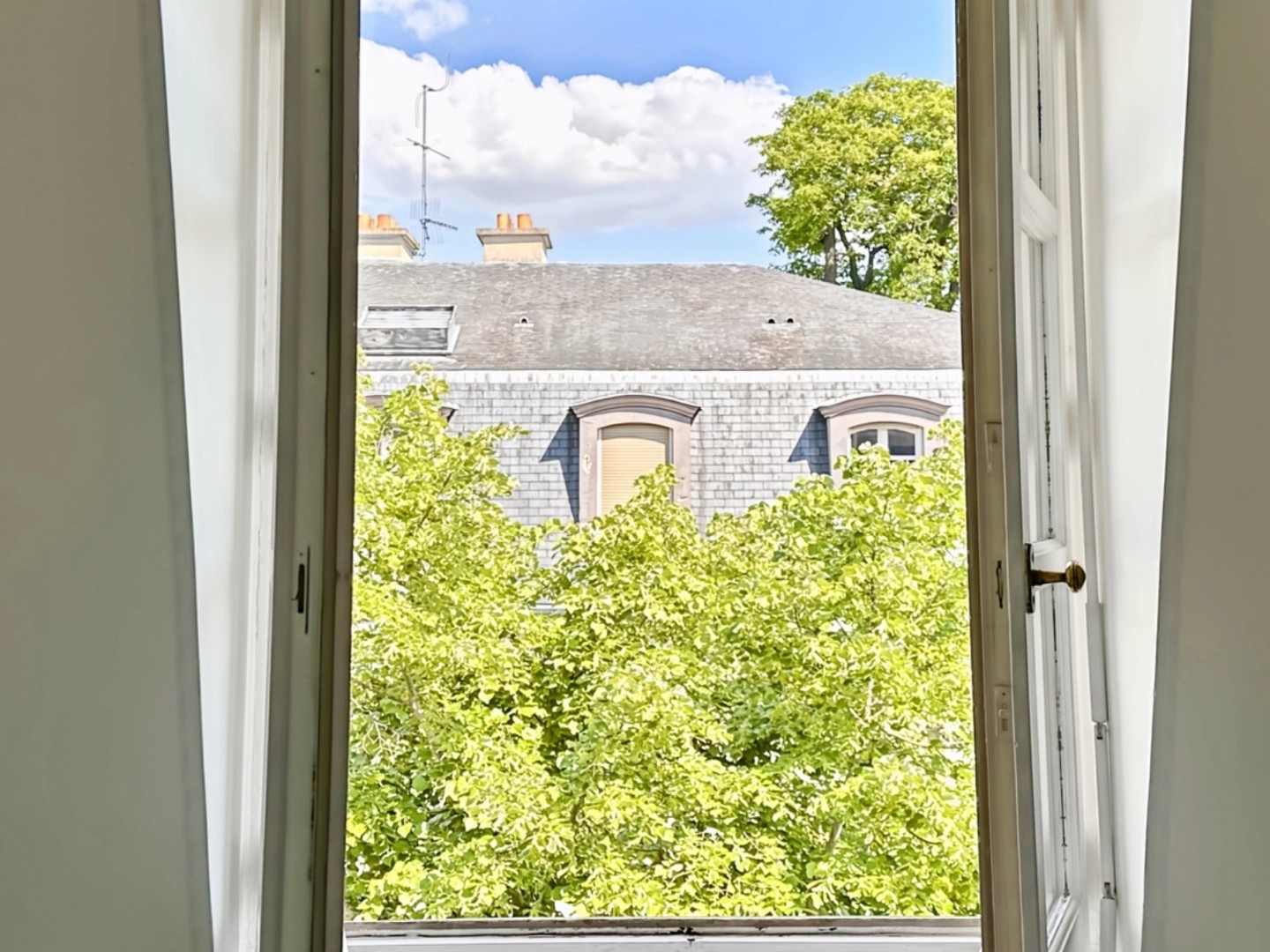 Appartement à vendre - 4 pièces - 74m2 - Saint-Germain-En-... (78100)