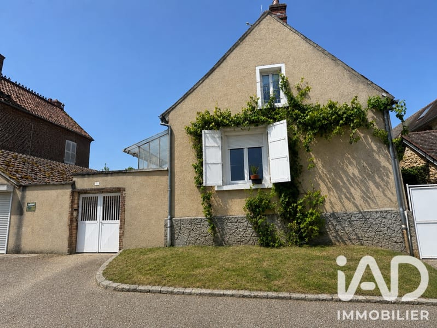 Maison à vendre - 3 pièces - 52m2 - Saint-Clair-Sur-Epte (95770)