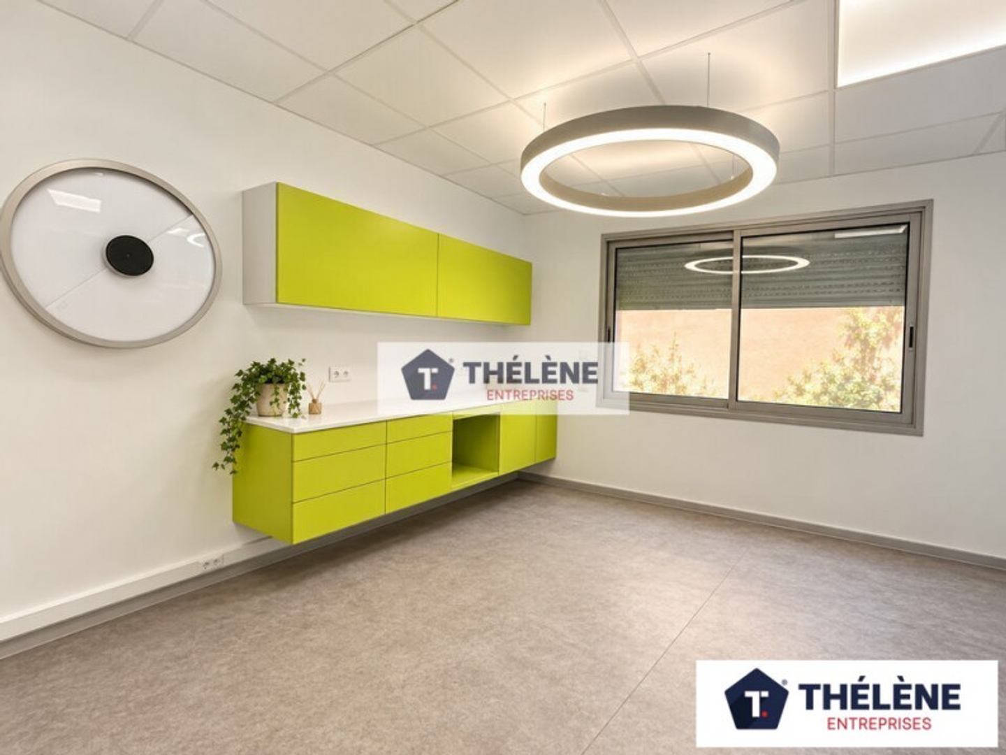 Bureaux 235 m²
