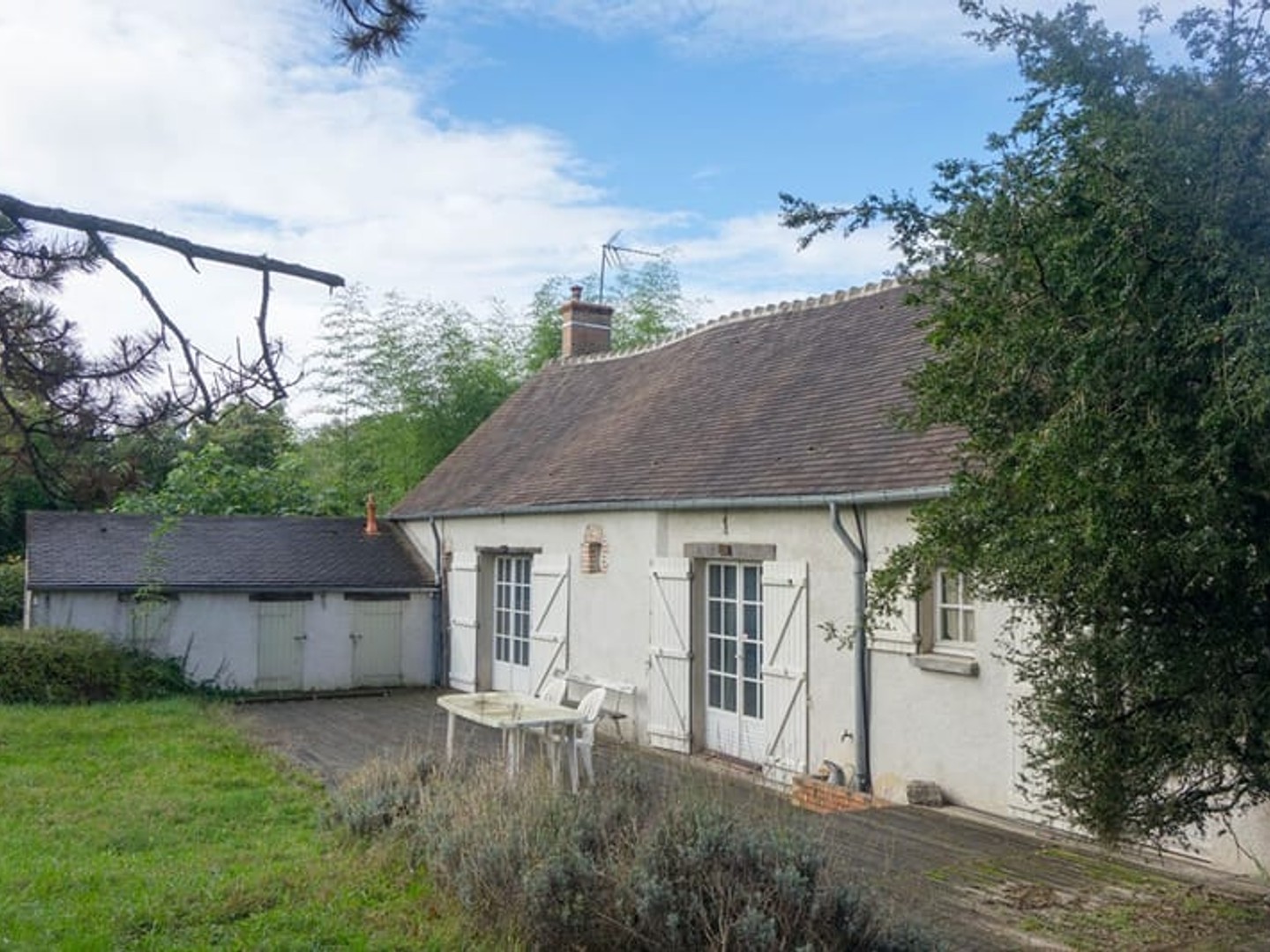 Ensemble immobilier - 9 000 m2 de terrain