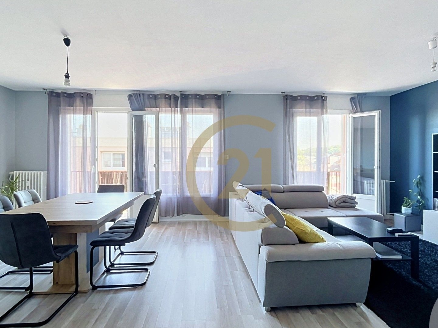 Appartement 4 pièces 91 m²