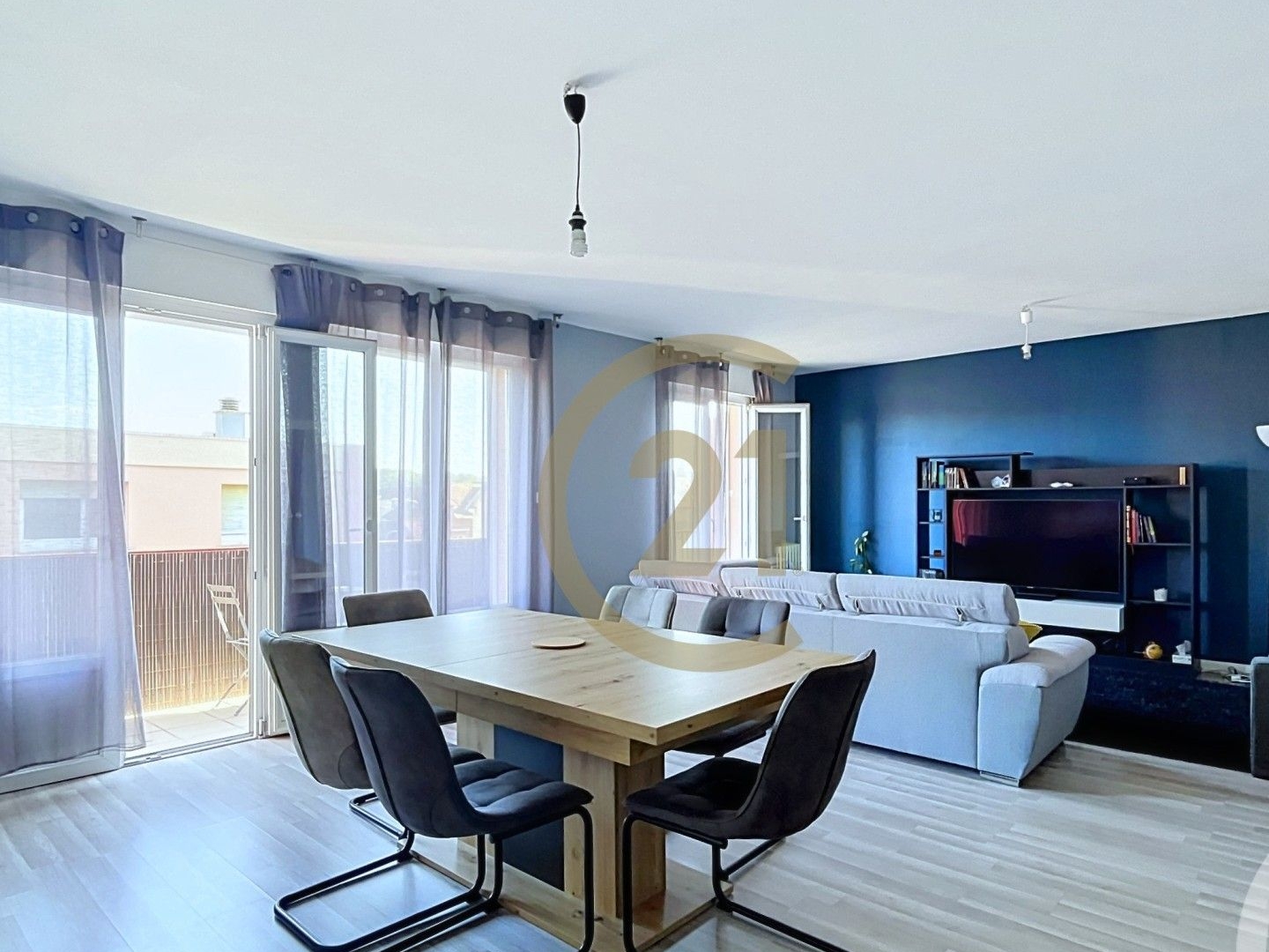 Appartement à vendre - 4 pièces - 91m2 - Belfort (90000)