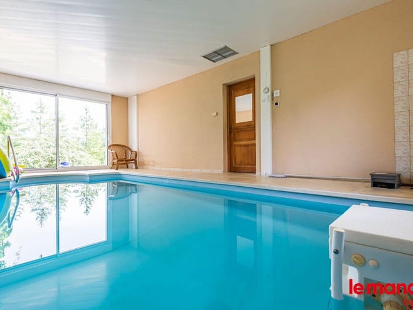 Maison 6 pièces 220 m²