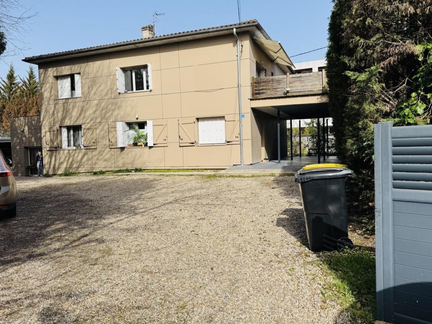 Immeuble de rapport sécurisé, Rendement de 8.35 % brut - Bègles centre