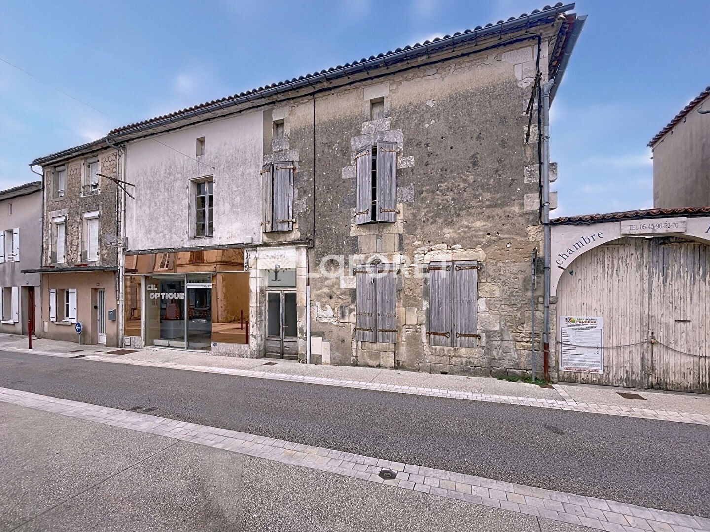 Immeuble de rapport 4 pièces 220 m²