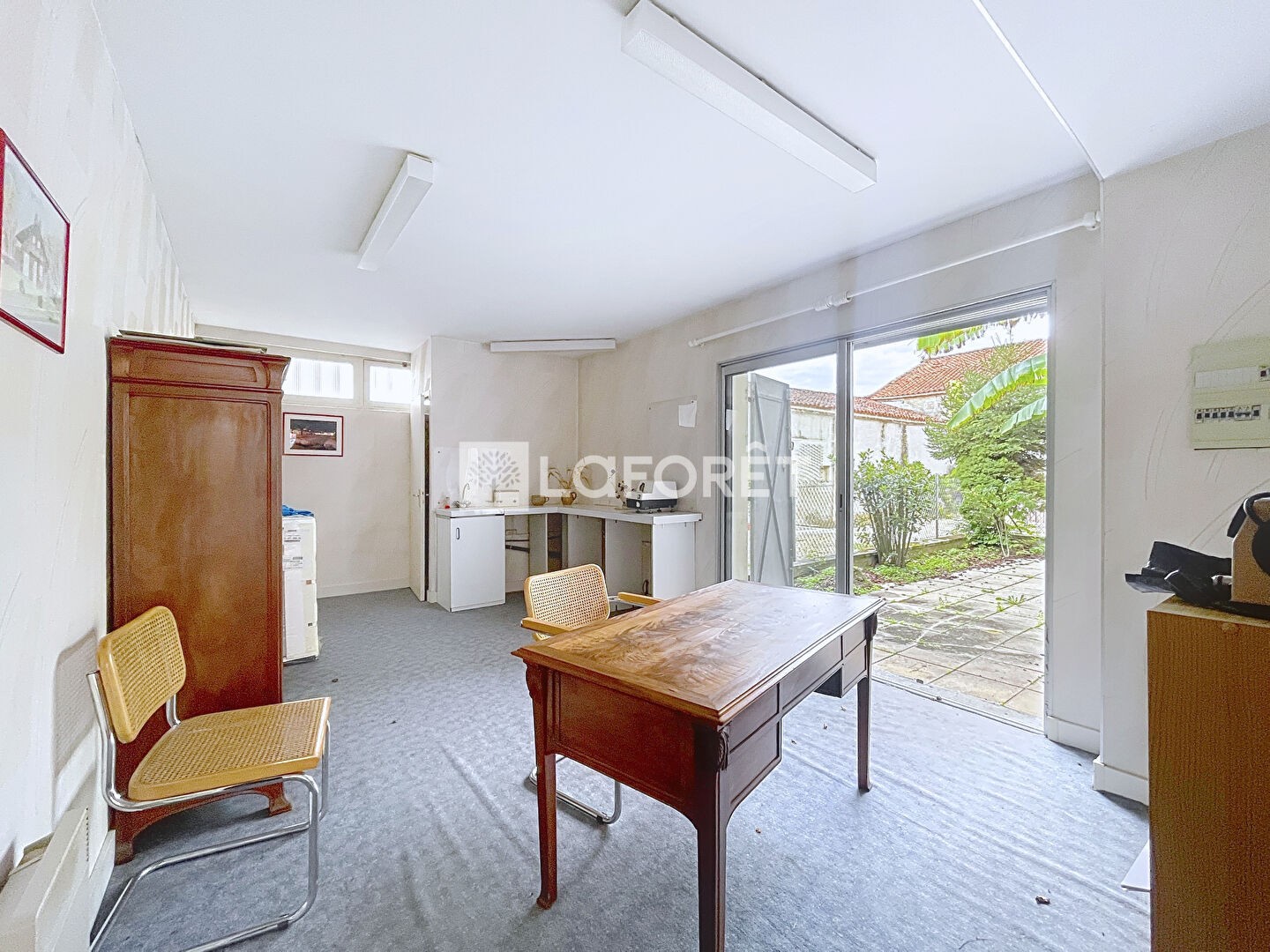 Immeuble à vendre - 4 pièces - 220m2 - Rouillac (16170)