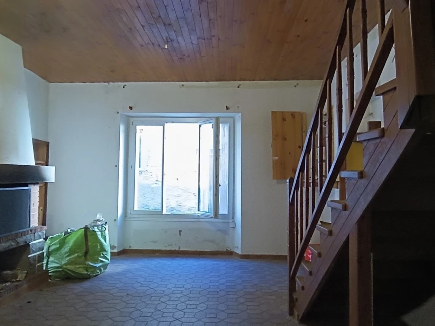 Maison à vendre - 3 pièces - 80m2 - Sauvagnat-Sainte-... (63500)
