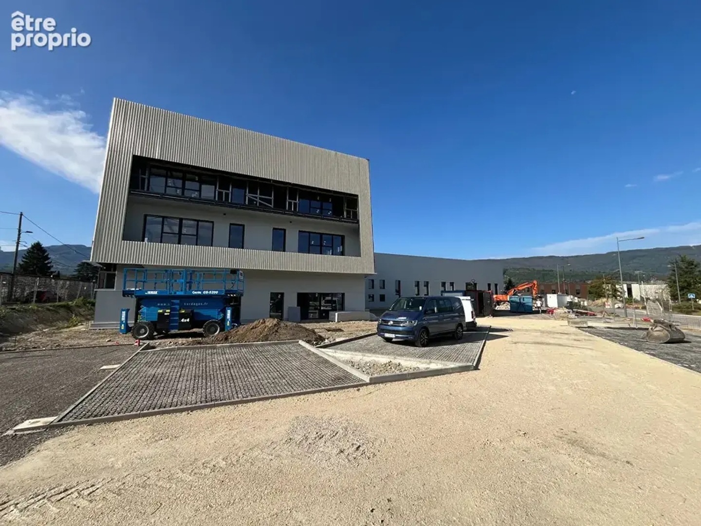 Magasin à vendre - 217m2 - Chambéry (73000)