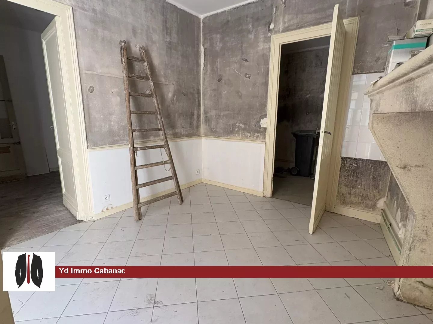 Immeuble à vendre - 340m2 - Castres-Gironde (33640)