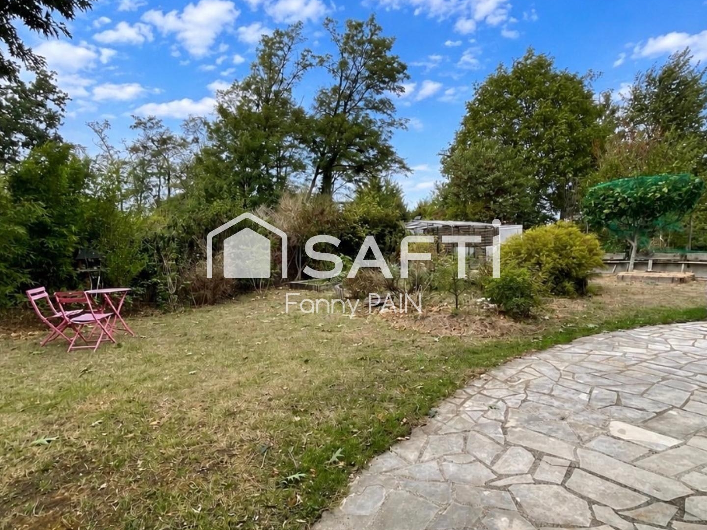 Maison à vendre - 7 pièces - 145m2 - Montlouis-Sur-Loire (37270)
