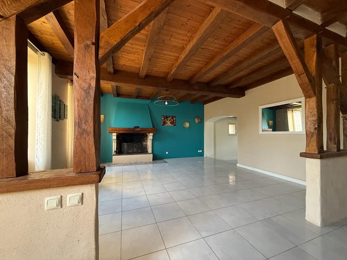 Maison à vendre - 5 pièces - 137m2 - Tonnay-Boutonne (17380)