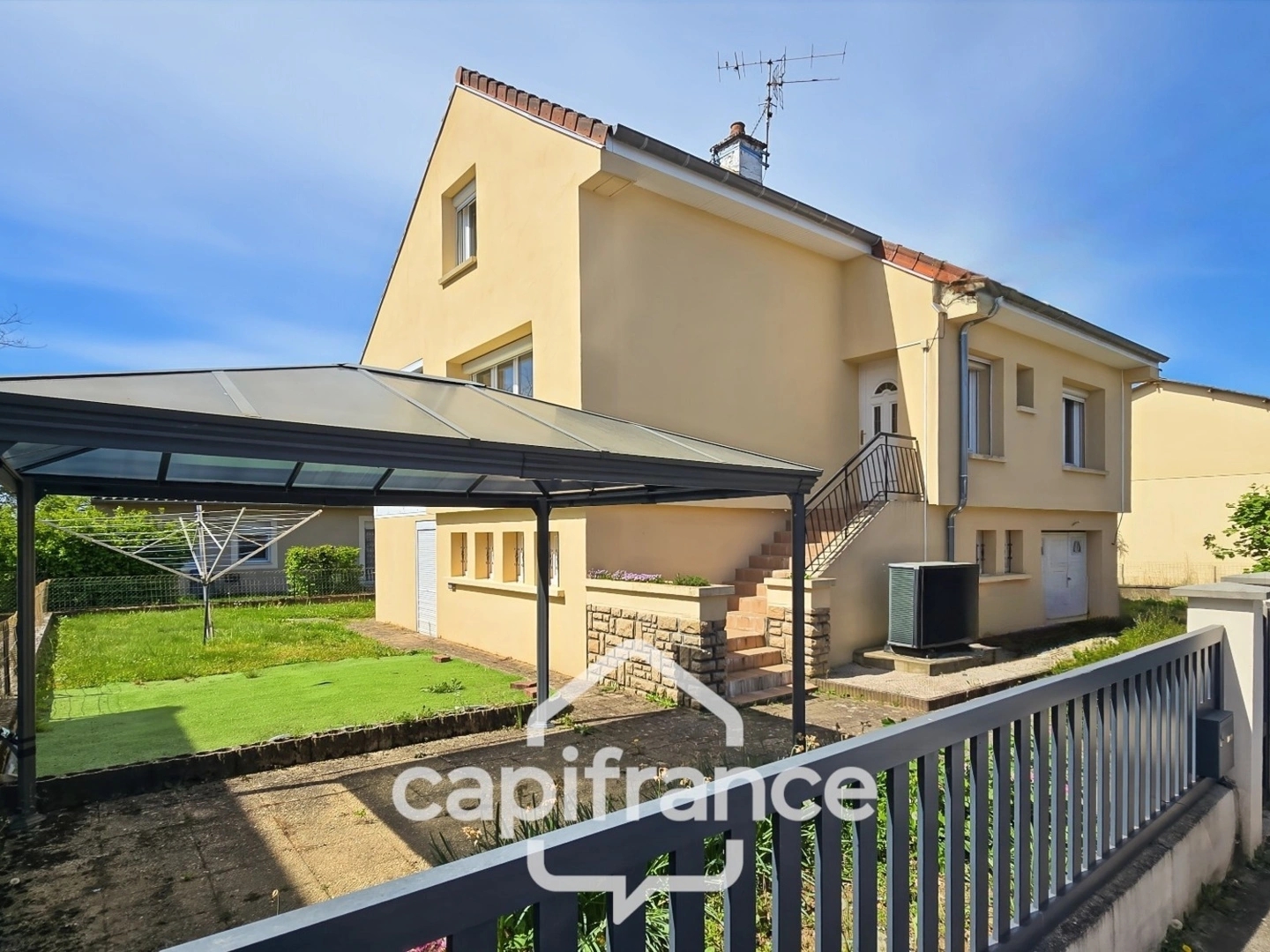 Maison à vendre - 7 pièces - 109m2 - Chalon-Sur-Saône (71100)