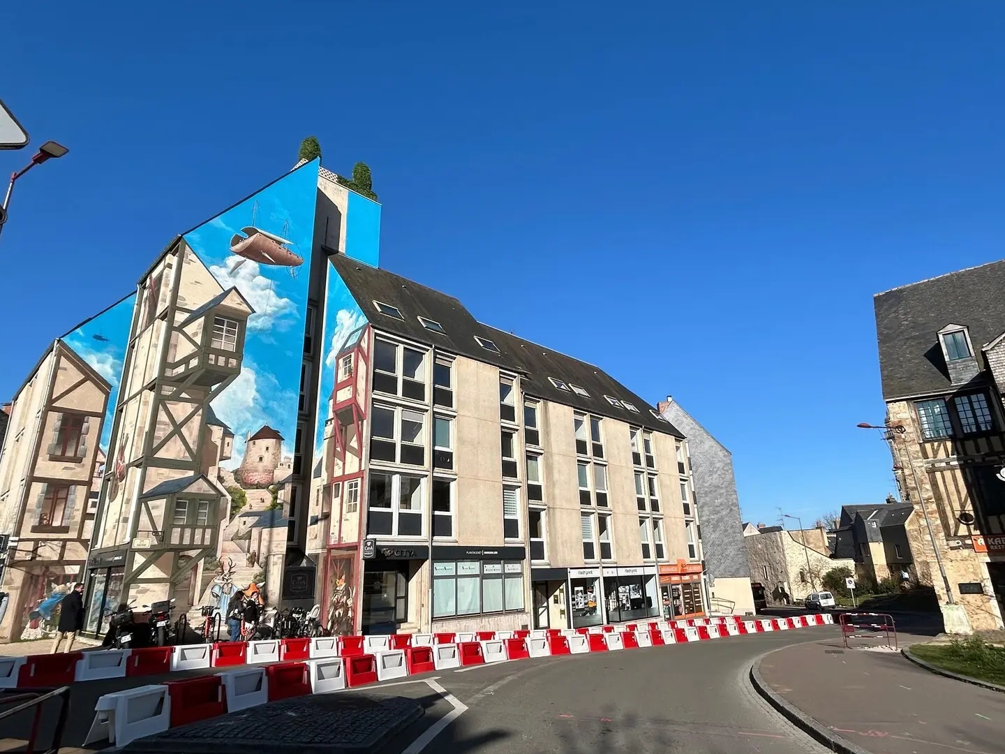 Bureau 4 pièces 69 m²