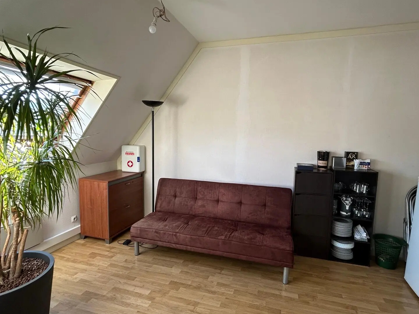Bureaux à vendre - 4 pièces - 69m2 - Le Mans (72000)