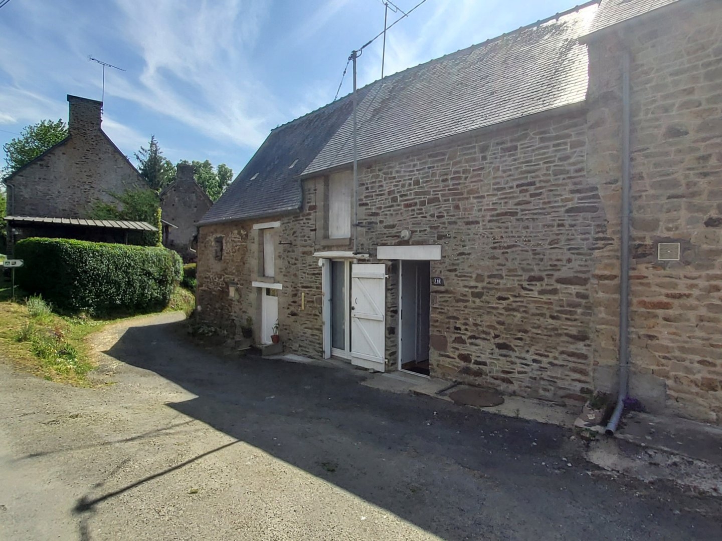 Maison en pierres mitoyenne de 75m2
