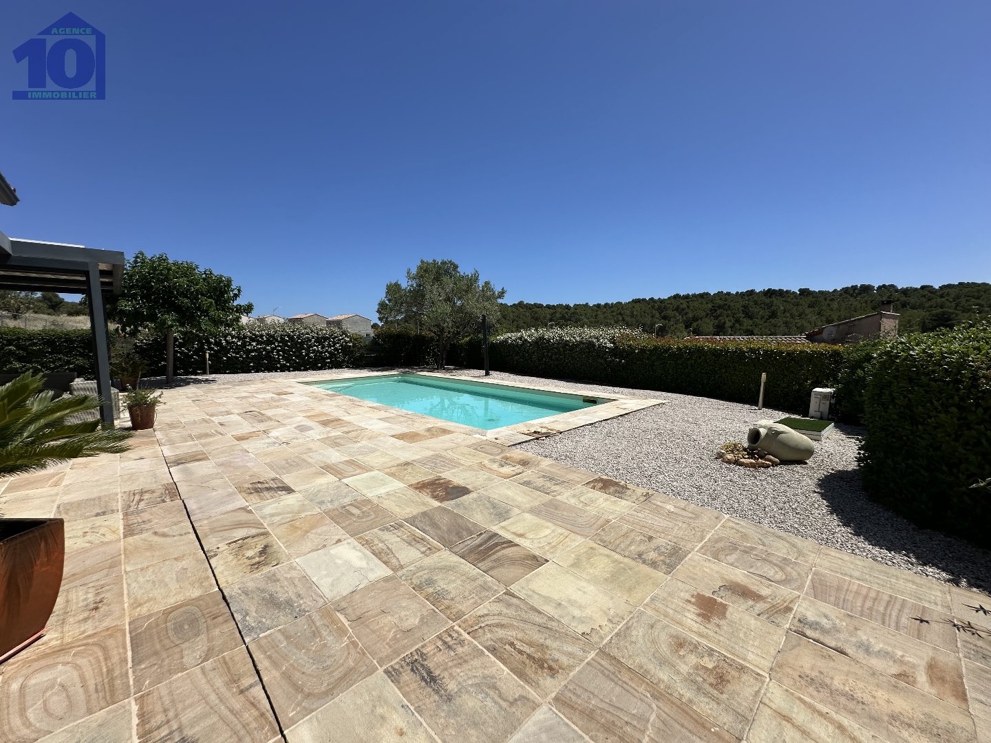 Maison à vendre - 6 pièces - 124m2 - Nissan-Lez-Enserune (34440)