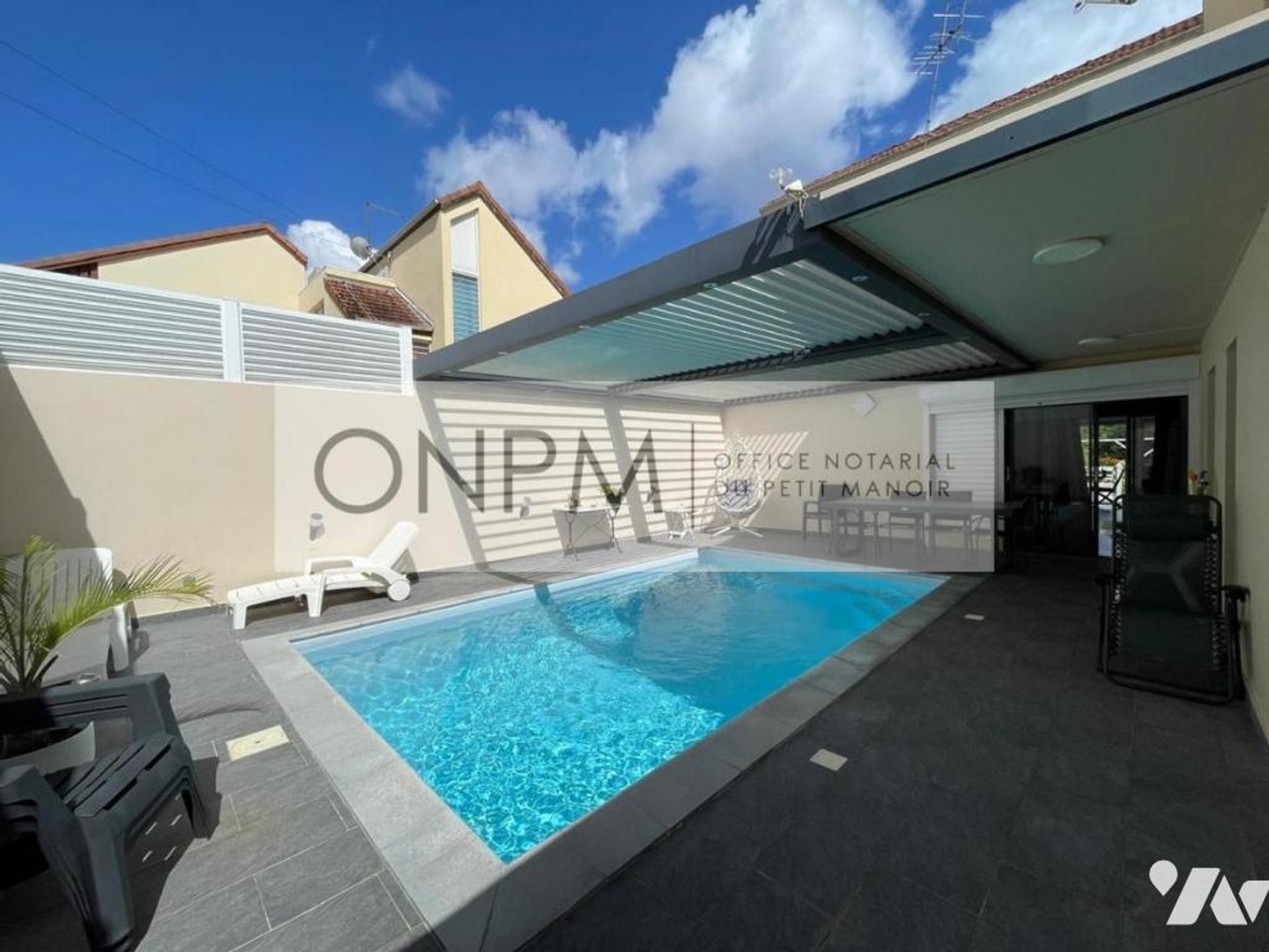 Maison à vendre - 5 pièces - 177m2 - Fort-De-France (97200)