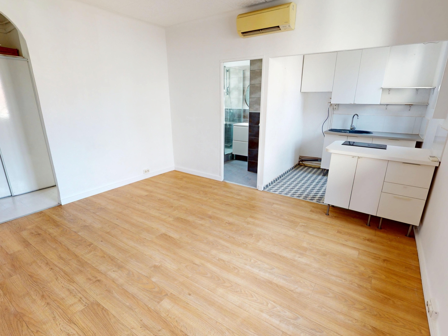 T3 avec 1 chambre et 1 bureau