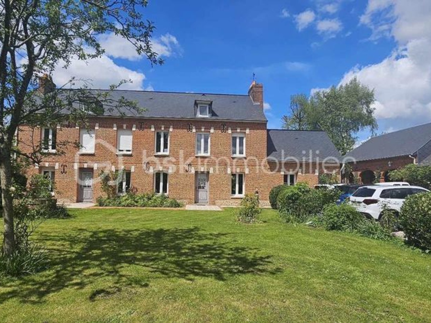 *GRANDE DEMEURE IDEAL LOCATIONS MEUBLEES OU GITE INDEPENDANT