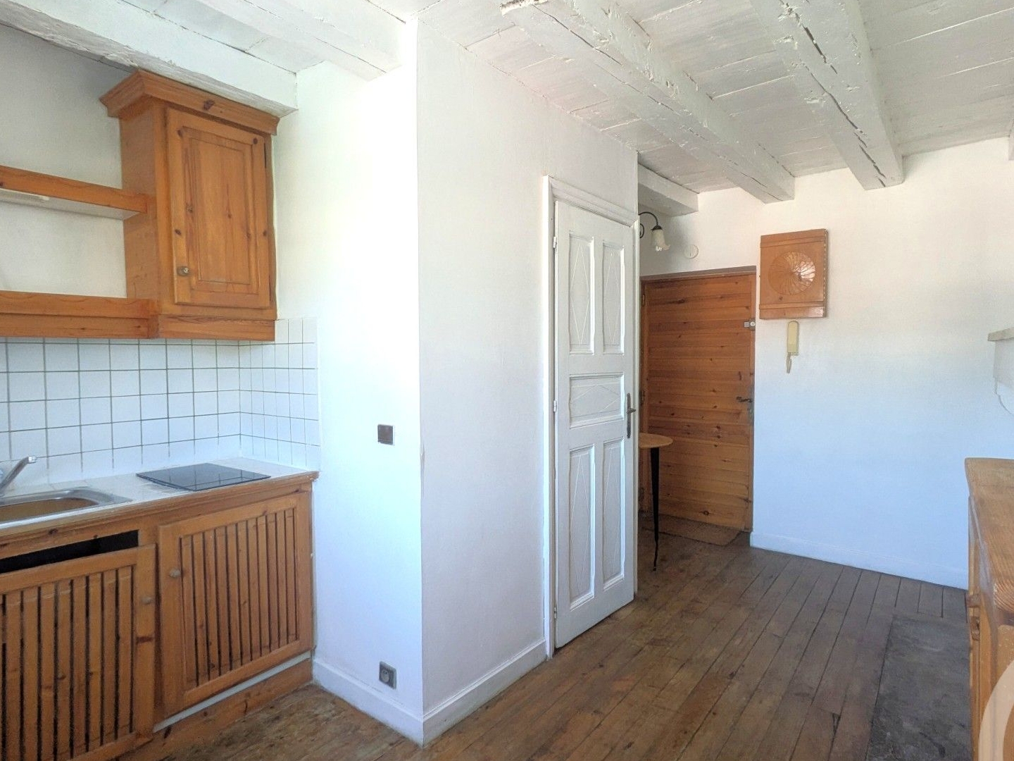 Appartement à vendre - 2 pièces - 26m2 - Chambéry (73000)