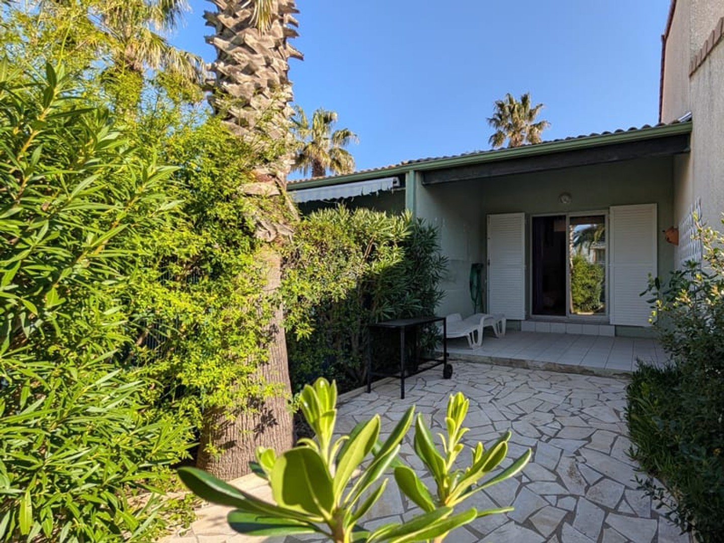 Locaux à vendre - 2 pièces - 38m2 - Valras-Plage (34350)