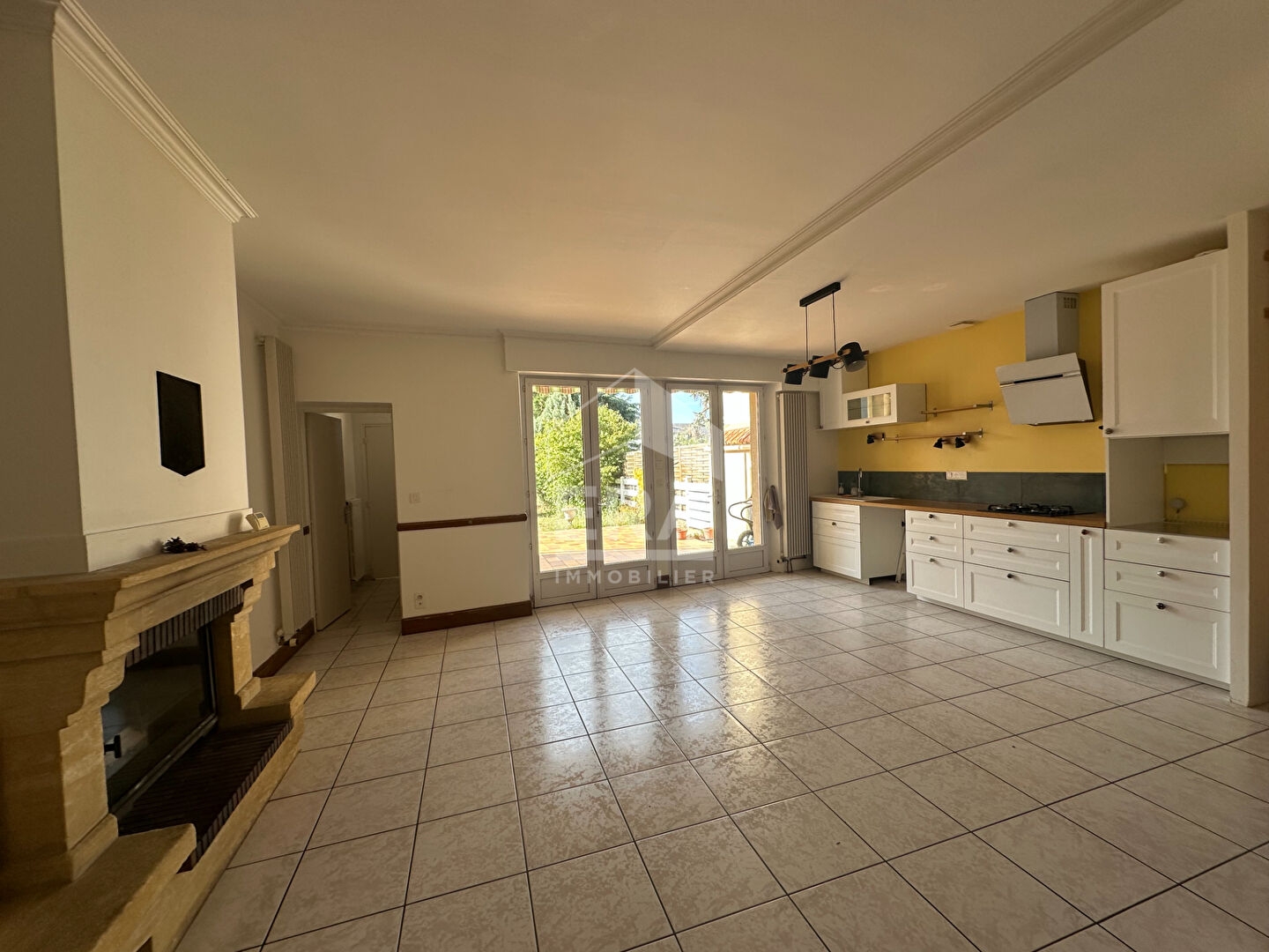 Maison à vendre - 7 pièces - 145m2 - Châteauroux (36000)