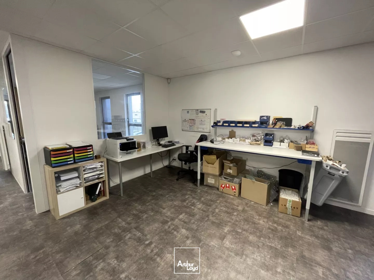 Locaux à vendre - 260m2 - Saint-Herblain (44800)