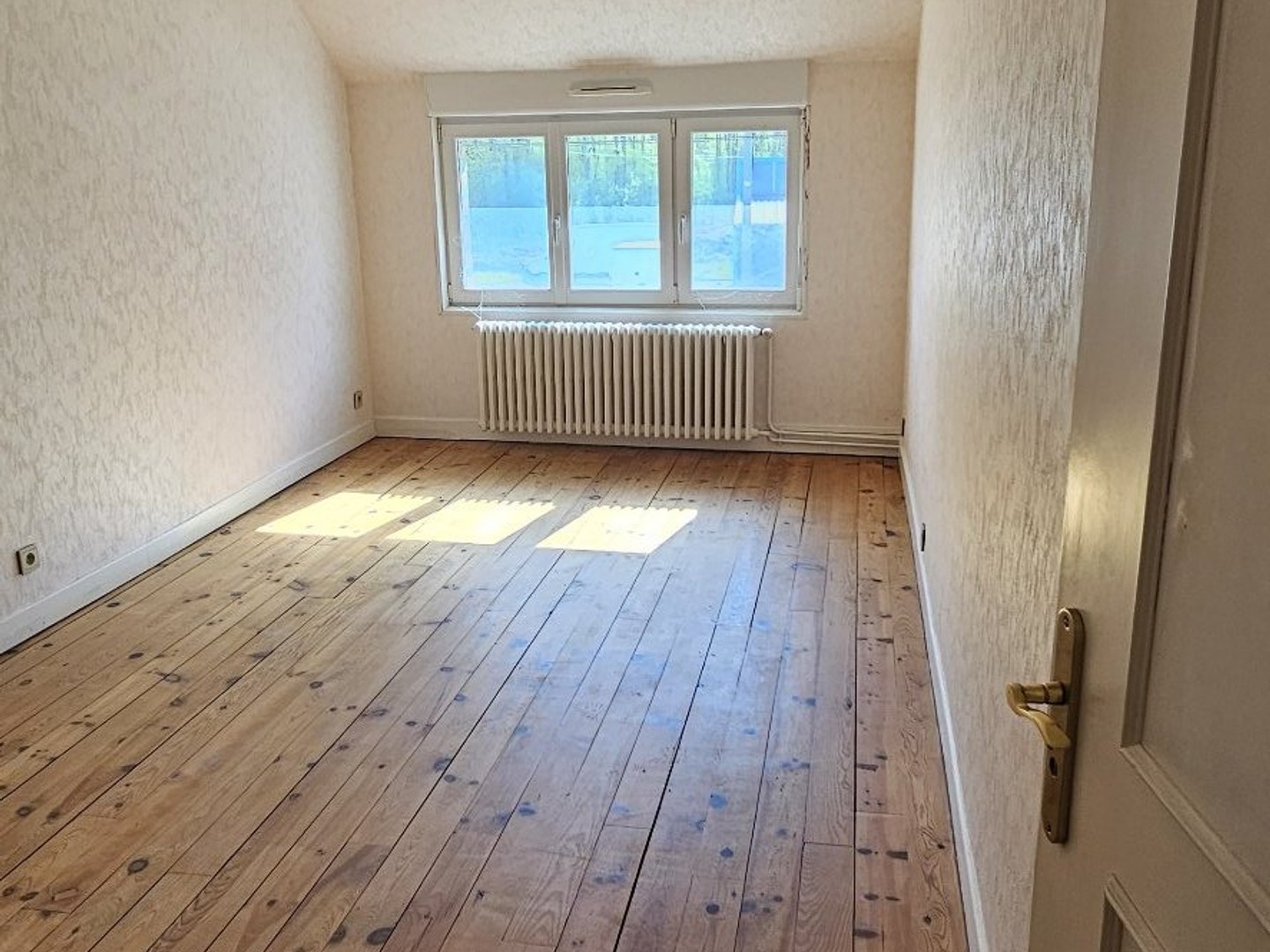 Bureaux à louer - 4 pièces - 120m2 - Amilly (45200)