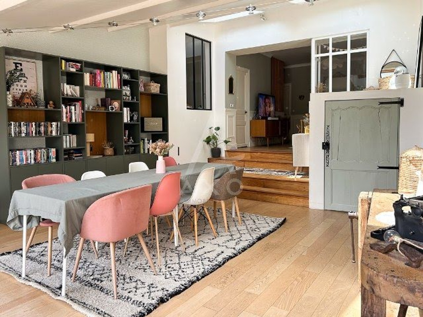 Maison 9 pièces 220 m²