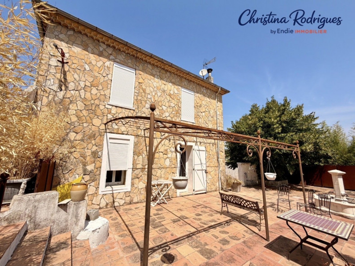 Maison à vendre - 6 pièces - 148m2 - Lorgues (83510)
