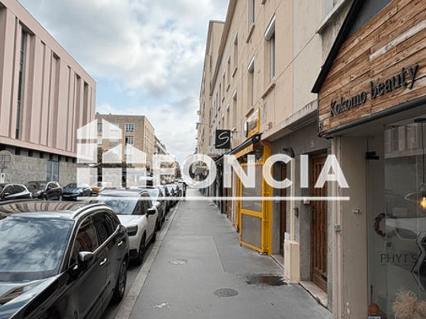 LOCAUX_COMMERCIAUX