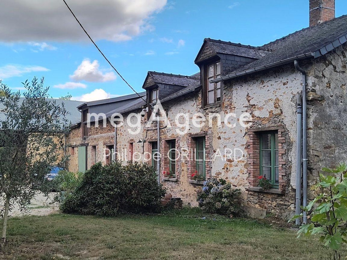 Longére de 191 m² avec 28 ha de terres
