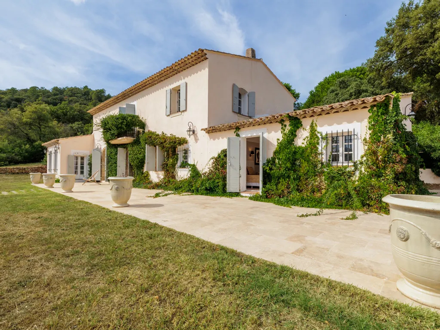 Maison à vendre - 7 pièces - 260m2 - Grimaud (83310)