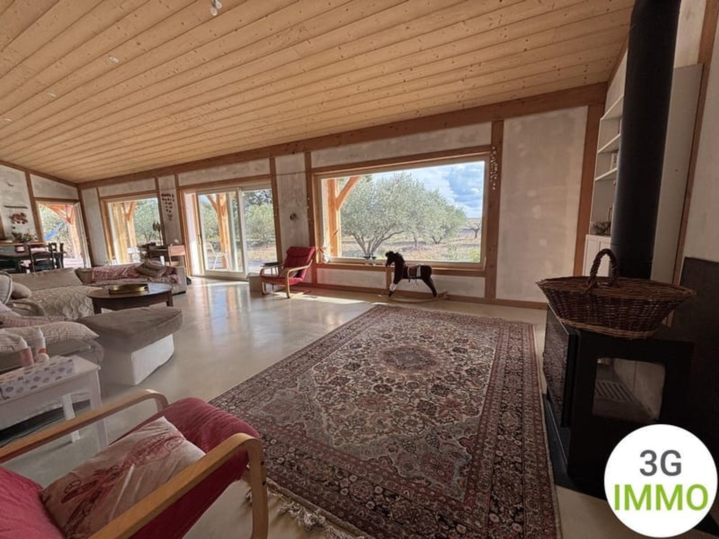 Maison à vendre - 7 pièces - 148m2 - Uzès (30700)