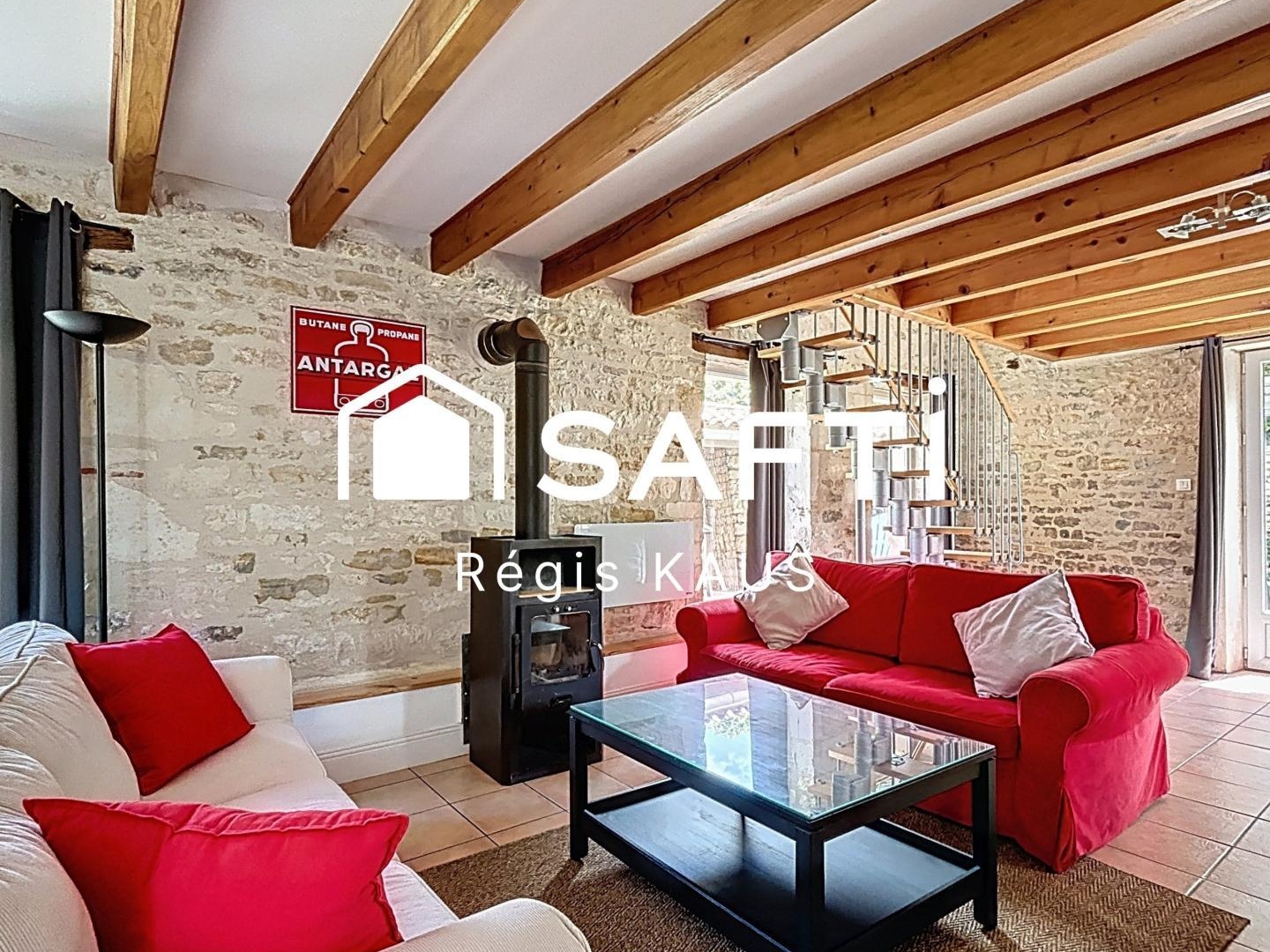 Maison à vendre - 12 pièces - 300m2 - Saint-Valérien (85570)