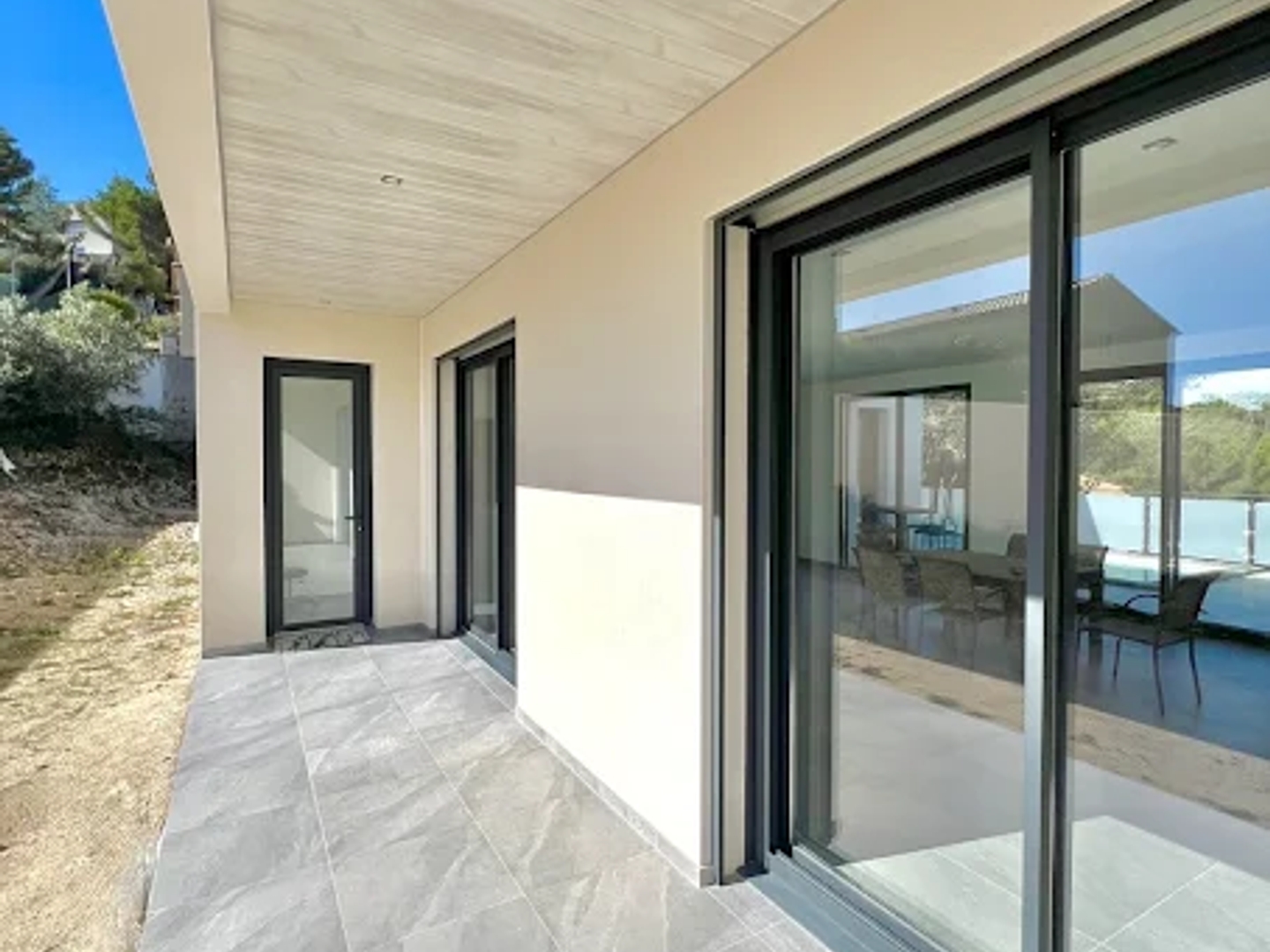 Maison à vendre - 4 pièces - 128m2 - Beaucaire (30300)