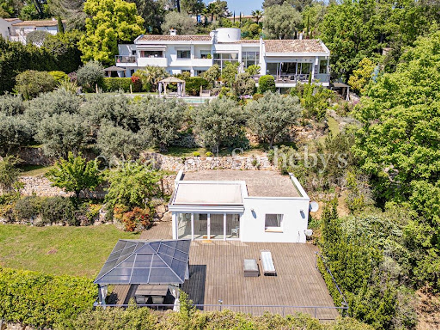 Villa 9 pièces 500 m²