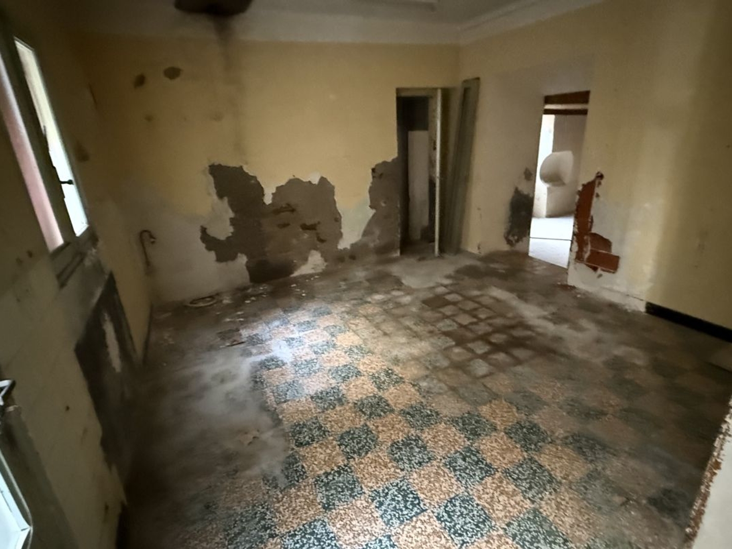 Locaux à vendre - 4 pièces - 95m2 - Olonzac (34210)