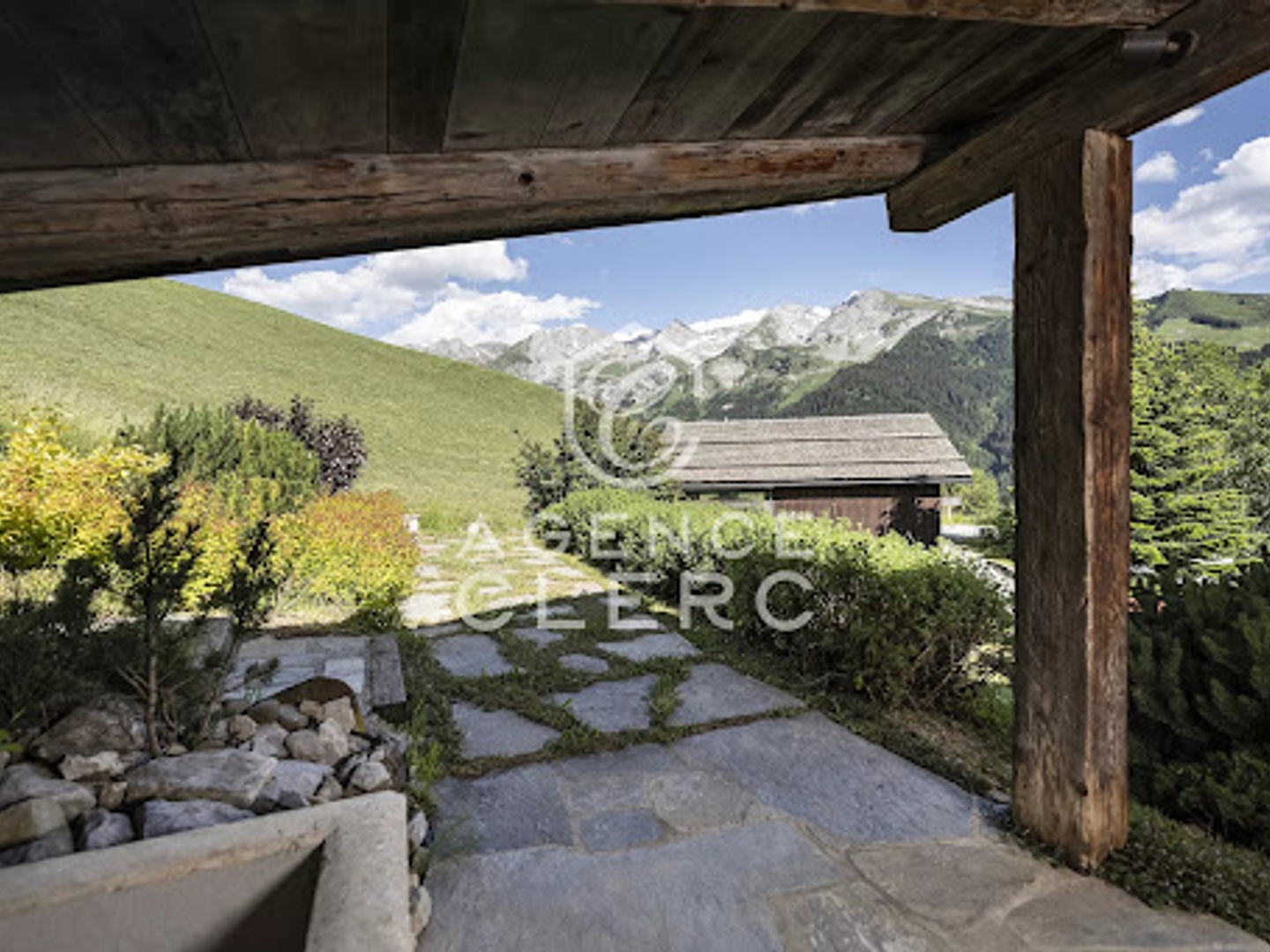 Maison à vendre - 8 pièces - 300m2 - La Clusaz (74220)
