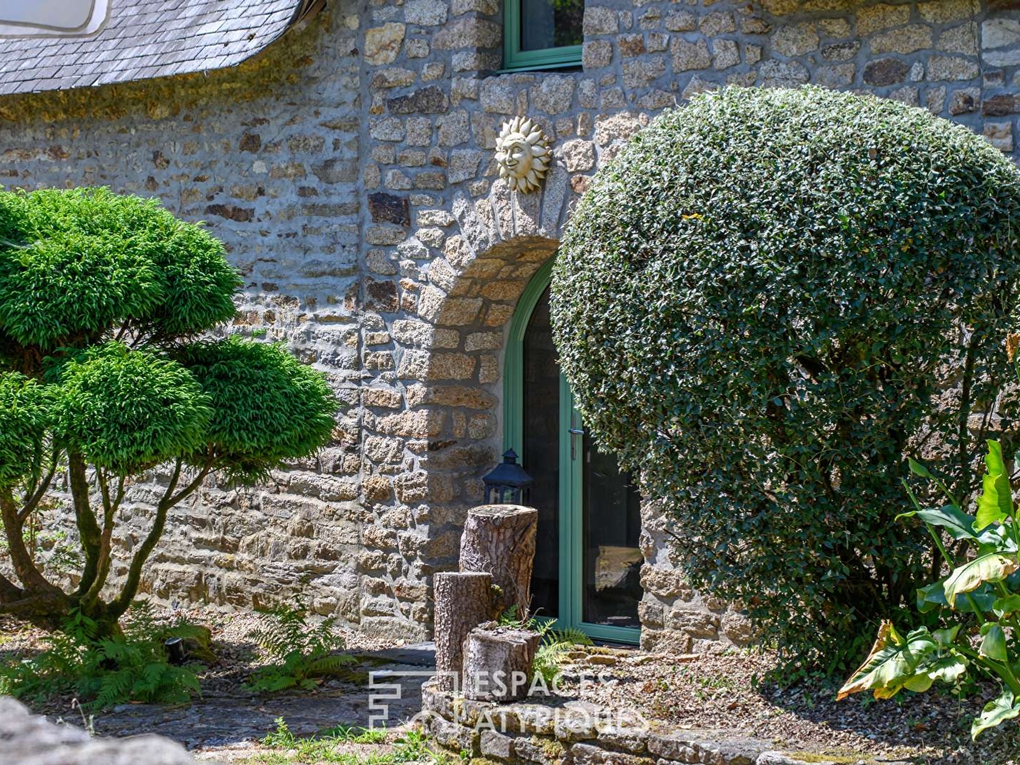 Maison 15 pièces 350 m²