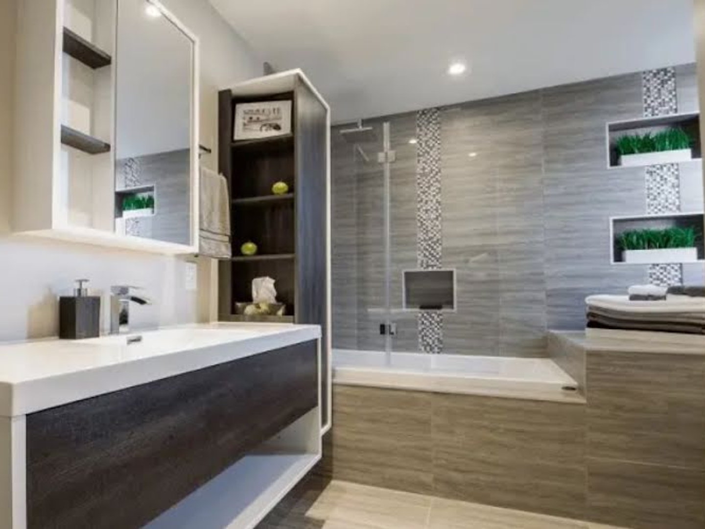 Appartement à vendre - 5 pièces - 106m2 - Levallois-Perret (92300)
