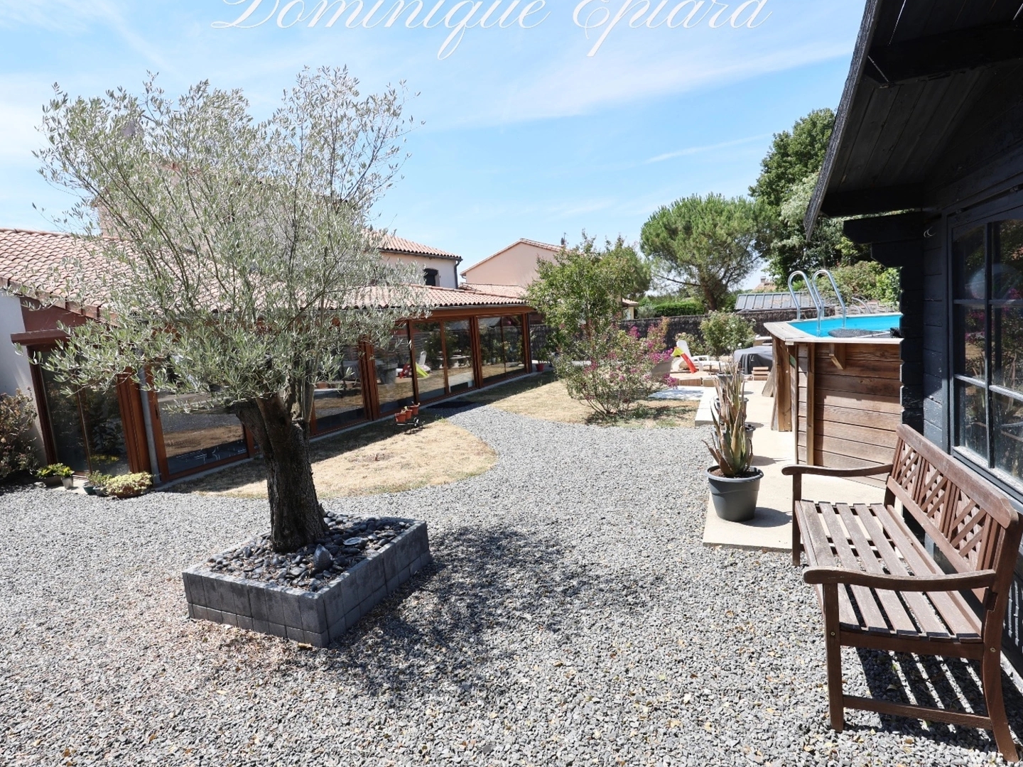 Maison à vendre - 5 pièces - 137m2 - Nouaillé-Maupertuis (86340)