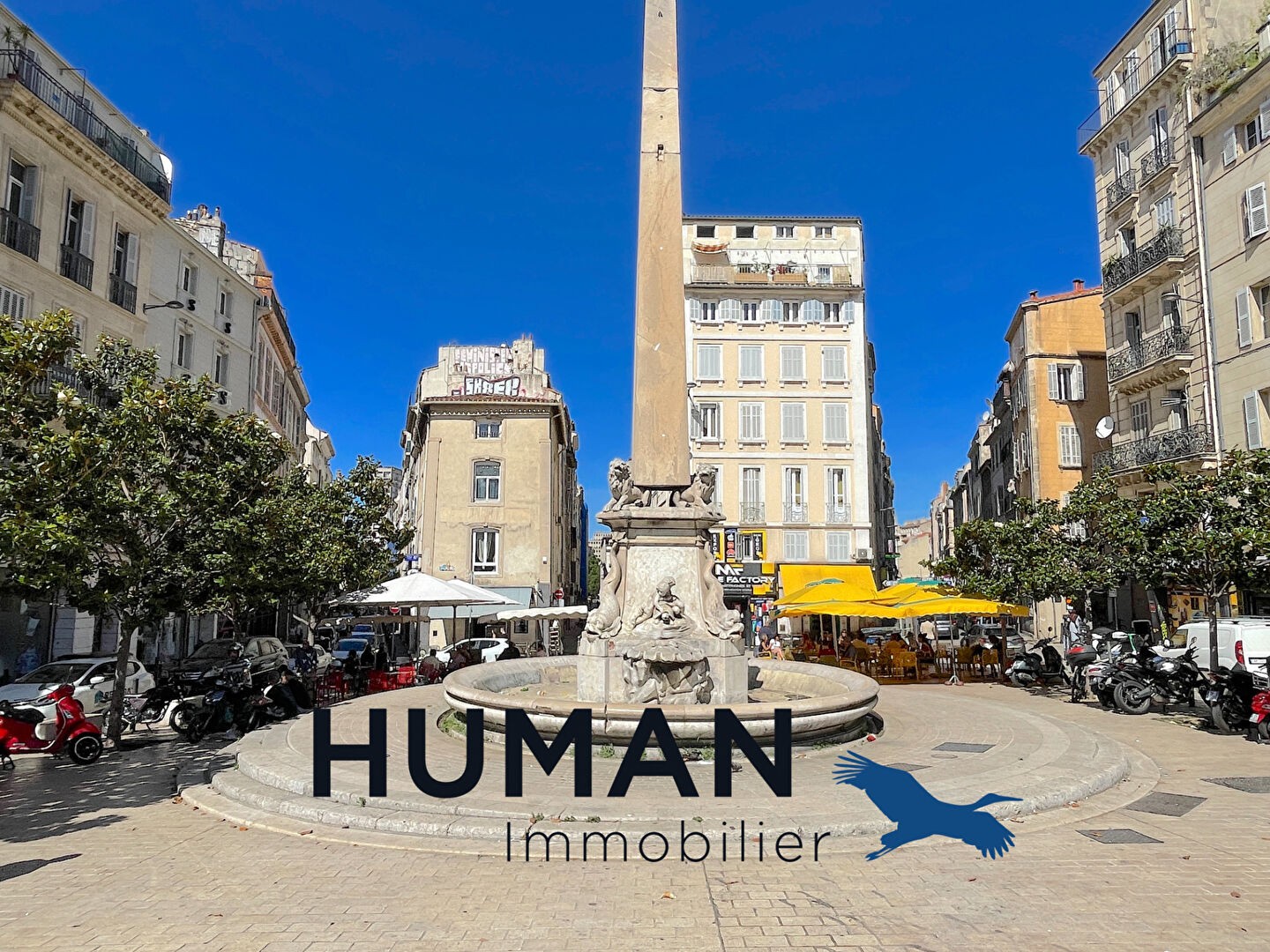 A VENDRE - Marseille 13001 - Plein Centre Ville - 255m² Murs Commerciaux loués et 115m² de cave.- Forte Rentabilité