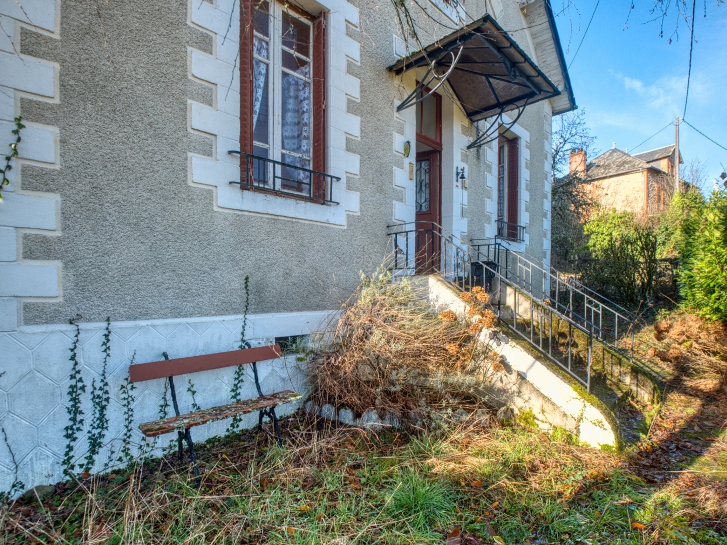 Maison à vendre - 5 pièces - 105m2 - La Roche-Canillac (19320)