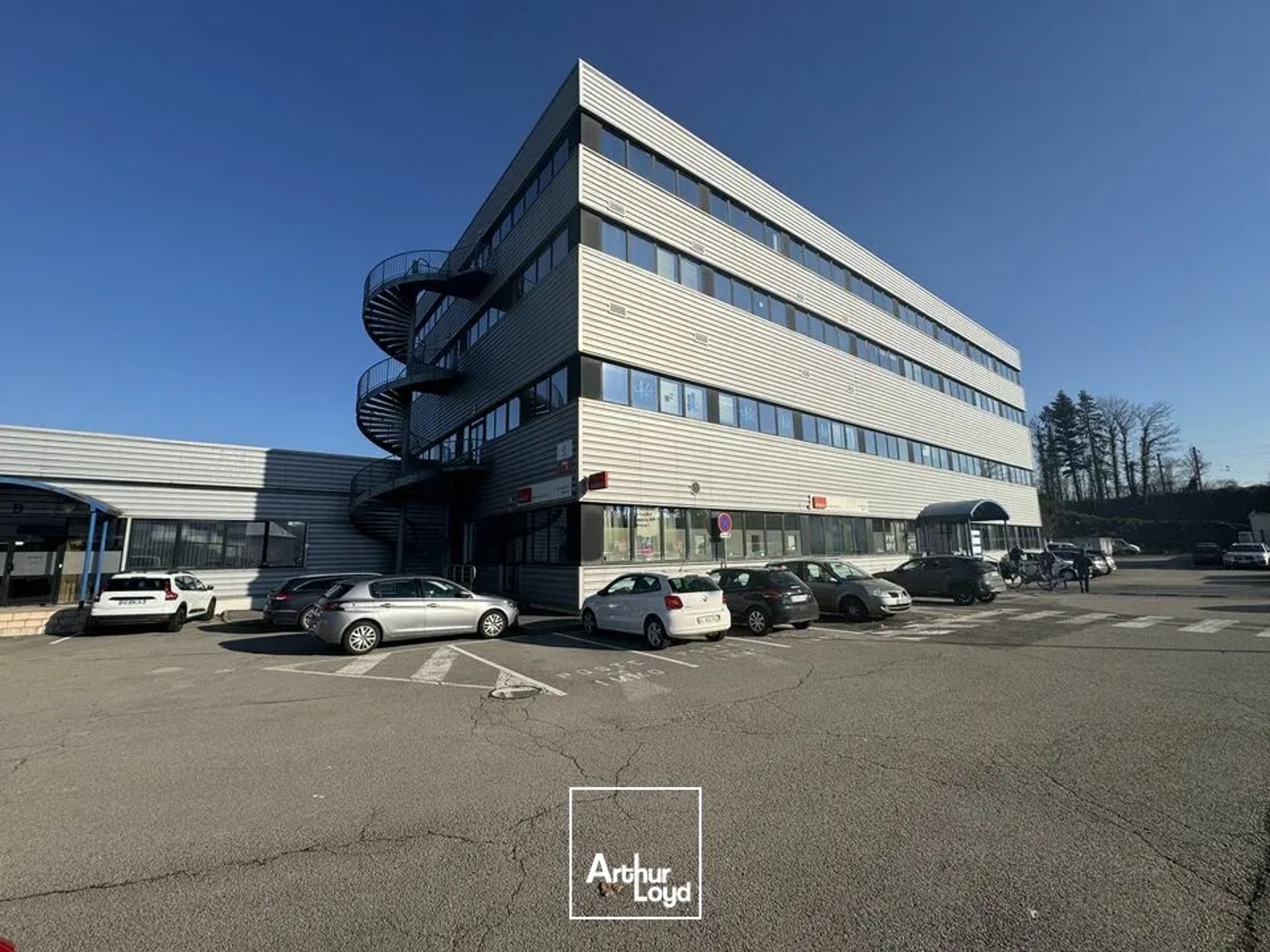 BUREAUX A VENDRE- ZONE DE TREPILLOT- BESANCON